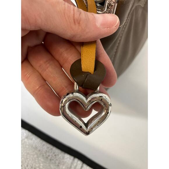 BRIGHTON C813296 SMALL BROWN LEATHER HEART CROSSBODY BAG - Picture 8 of 16